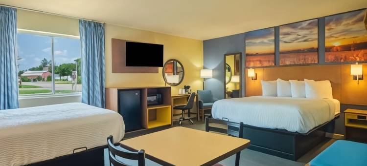 埃文斯代尔滑铁卢温德姆戴斯酒店(Days Inn by Wyndham Evansdale Waterloo)图片