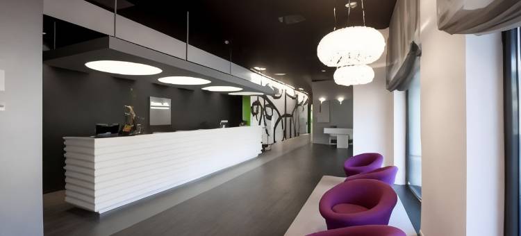 北卡斯特拉纳中心酒店(Hotel Zentral Castellana Norte)图片