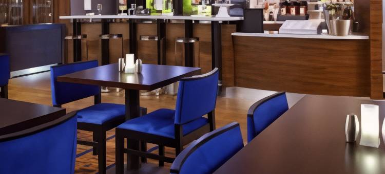 纽瓦克格兰维尔万怡酒店(Courtyard Newark Granville)图片