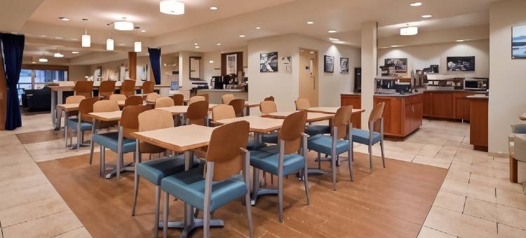 彻梅纳斯贝斯特韦斯特优质酒店(Best Western Plus Chemainus Inn)图片