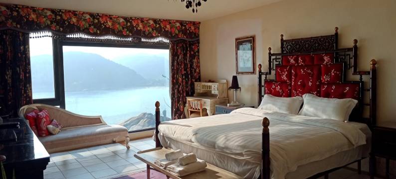 深圳东部溪涌海边全海景别墅图片