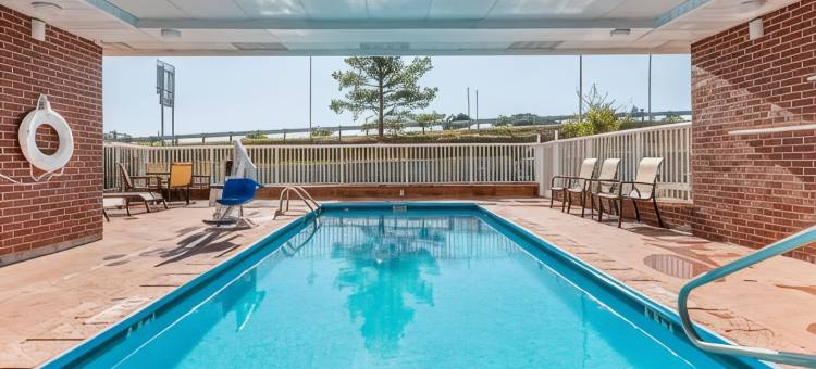 兰伯顿丽怡酒店(Country Inn & Suites by Radisson, Lumberton, NC)图片