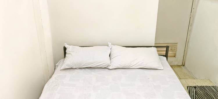 贾蒂桑普尔纳背包客民宿-红门合作伙伴(Backpacker Homestay Jatisampurna Redpartner)图片