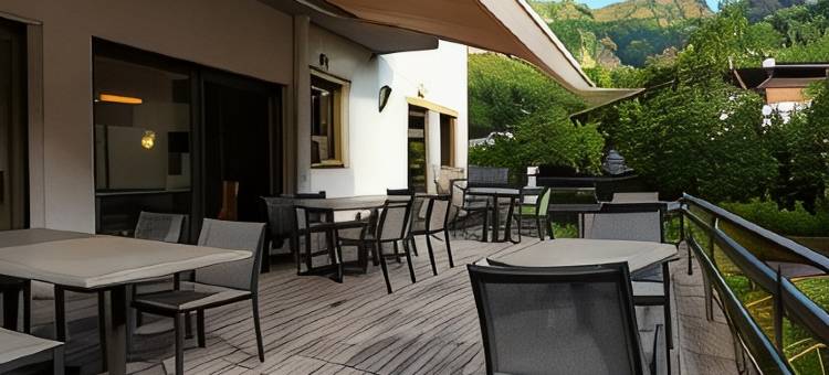 酸酒店(Suàn Hotel)图片