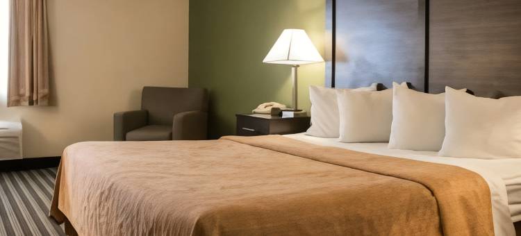 拉夫斯帕克凯艺套房酒店 - 近罗克福德(Quality Inn & Suites Loves Park Near Rockford)图片