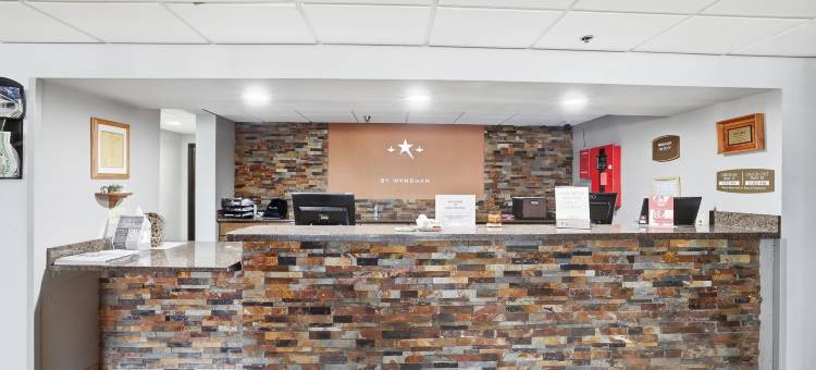 白熊湖圣保罗AmericInn酒店(AmericInn by Wyndham White Bear Lake St. Paul)图片