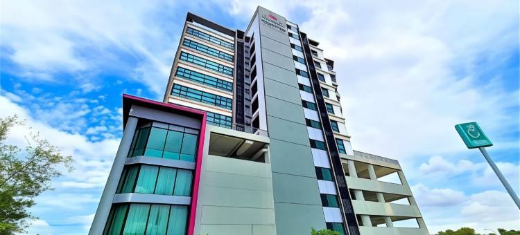 梳邦加亚奈克萨斯摄政套房酒店(Nexus Regency Suites & Hotel)图片