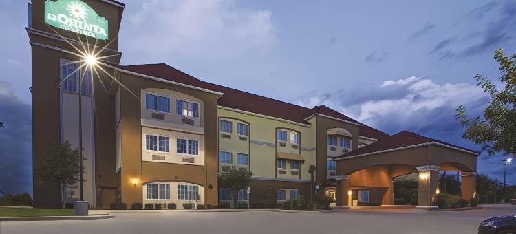 凯尔南奥斯汀拉昆塔温德姆套房酒店(La Quinta Inn & Suites by Wyndham Kyle - Austin South)图片