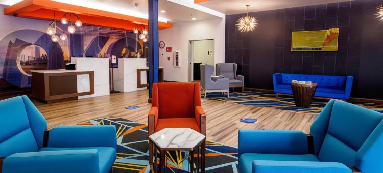 俄克拉何马城机场拉昆塔温德姆套房酒店(La Quinta Inn & Suites by Wyndham Oklahoma City Airport)图片