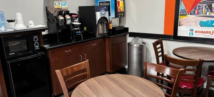 休斯顿高地/市中心温德姆豪生汽车旅馆(Howard Johnson by Wyndham Houston Heights/Downtown)图片