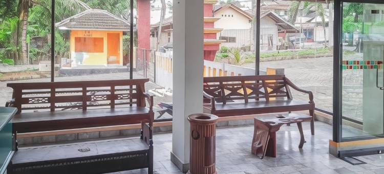 RedDoorz at Hotel Kumala Pelabuhanratu图片