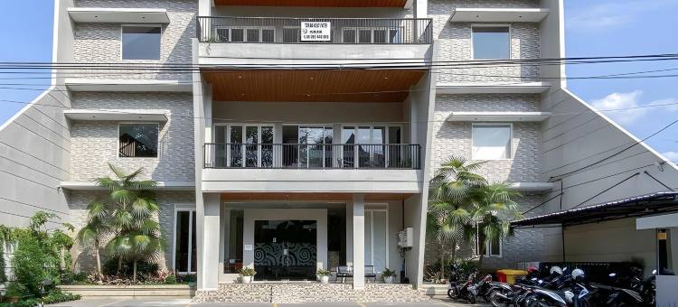 红多兹伊斯兰酒店-近近玛琅州立大学(RedDoorz Syariah Near Universitas Negeri Malang)图片