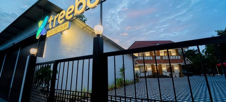 Treebo 西堡神圣(Treebo West Fort Divine)图片