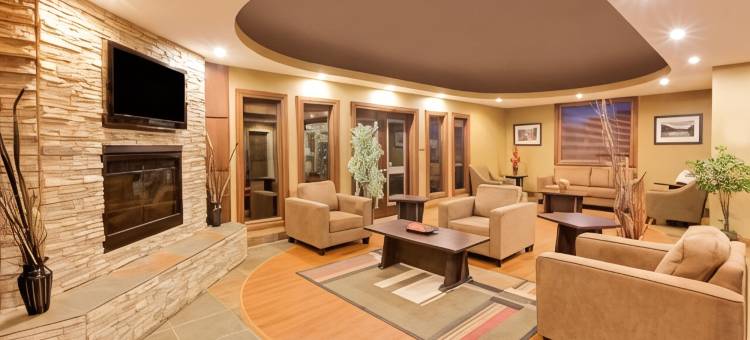 冷湖华美达酒店(Ramada by Wyndham Cold Lake)图片