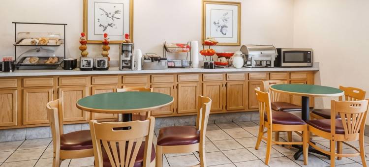 斯特拉斯堡多佛温德姆华美达酒店(Ramada by Wyndham Strasburg Dover)图片