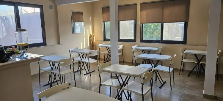 圣乔治海滩度假村(The Santo George Beach Resort)图片