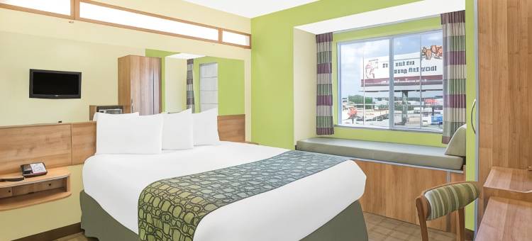 塔斯坎比亚/马斯尔肖尔斯温德姆麦客达套房酒店(Microtel Inn & Suites by Wyndham Tuscumbia/Muscle Shoals)图片