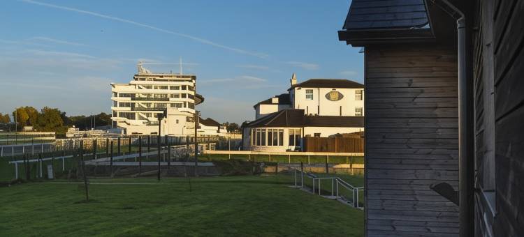 Holiday Inn Express 伦敦 - 森马(Holiday Inn Express London - Epsom Downs)图片