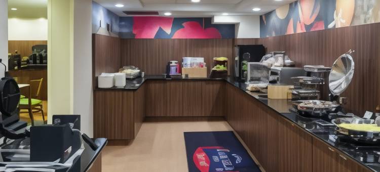 劳雷尔万枫酒店(Fairfield Inn Laurel)图片