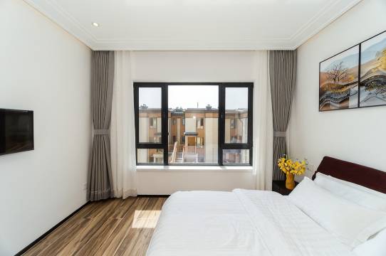 曼姐小院南戴河蔚蓝海岸叠拼别墅(华贸一路分店)