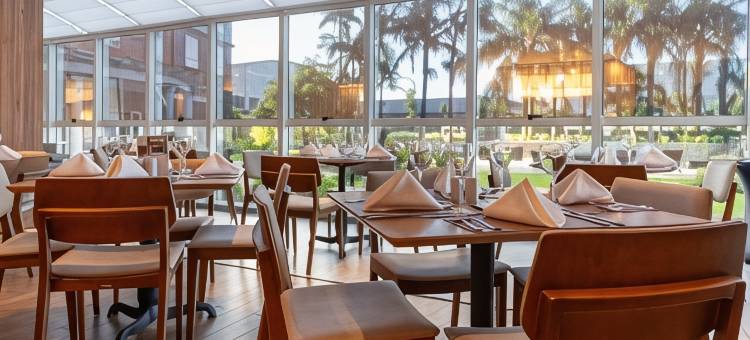 德维尔阿雷格里港高级酒店(Hotel Deville Prime Porto Alegre)图片