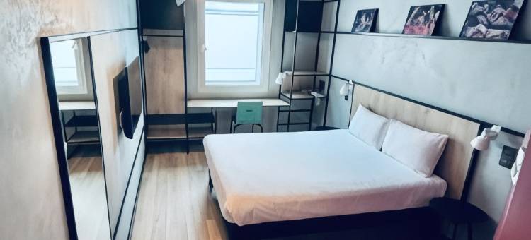 宜必思巴塞罗那格拉诺列尔斯蒙特梅洛酒店(Ibis Barcelona Montmelo Granollers)图片