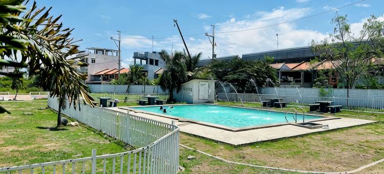 2BR Condo near Philippine Arena (Adrian’s Crib Marilao)图片