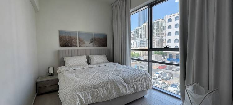 高级两卧室Lifeline公寓，提供免费停车(Premier 2-bedroom Lifeline apartment with free Parking)图片