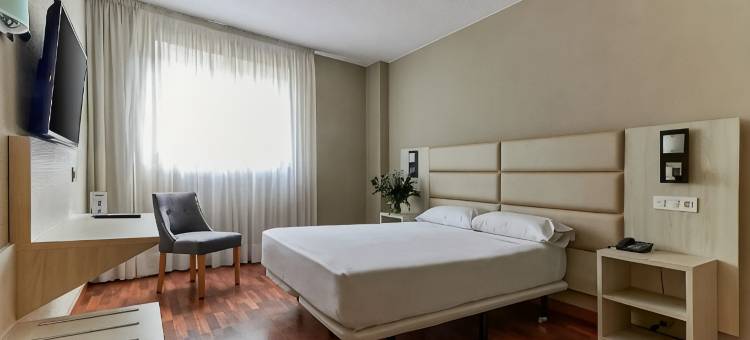 萨拉戈萨皇家住宿加早餐酒店(B&B HOTEL Zaragoza Royal)图片