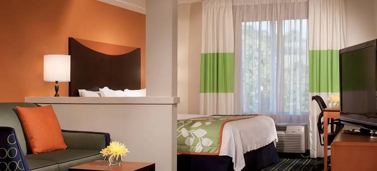 亚特兰大肯纳瑟万枫套房酒店(Fairfield Inn & Suites Atlanta Kennesaw)图片