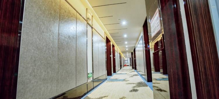芷江海纳万象大酒店(芷江机场龙津风雨桥店)图片