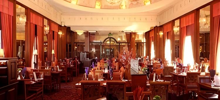 皇家托比酒店(The Royal Toby Hotel)图片