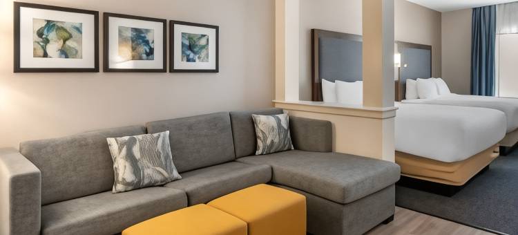 舒适套房酒店(Comfort Suites Grandview - Kansas City)图片