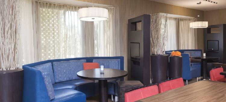 利弗莫尔万怡酒店(Courtyard Livermore)图片