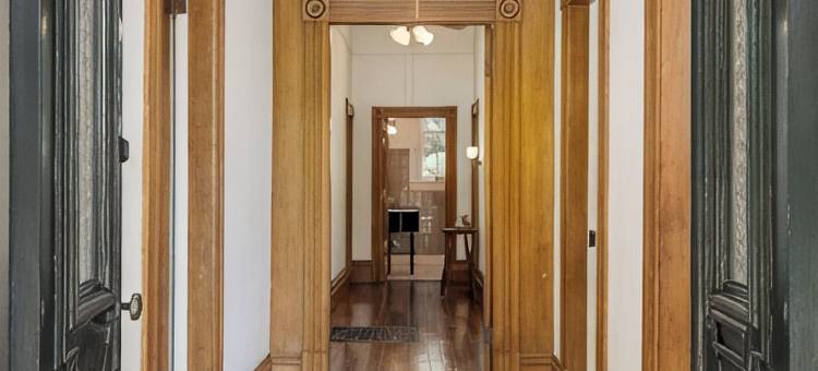 斯托达德之家 ~ 步行可达纳帕市中心度假屋(Stoddard House ~ Walk to Downtown Napa)图片