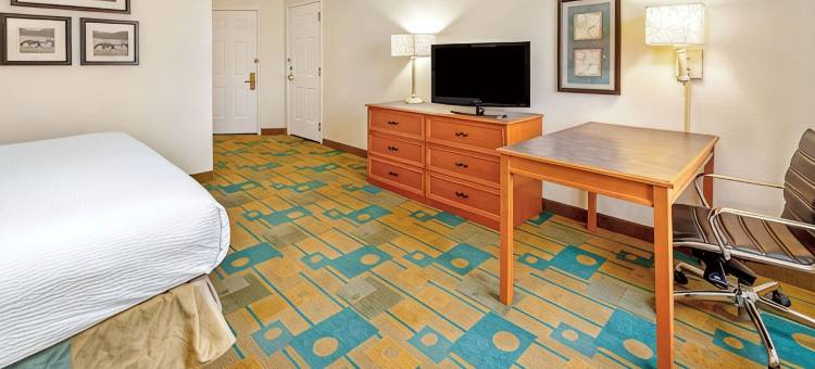 盐湖城机场拉昆塔温德姆套房酒店(La Quinta Inn & Suites by Wyndham Salt Lake City Airport)图片