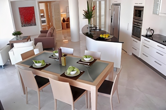 Cilento Mooloolaba Hotel Overview