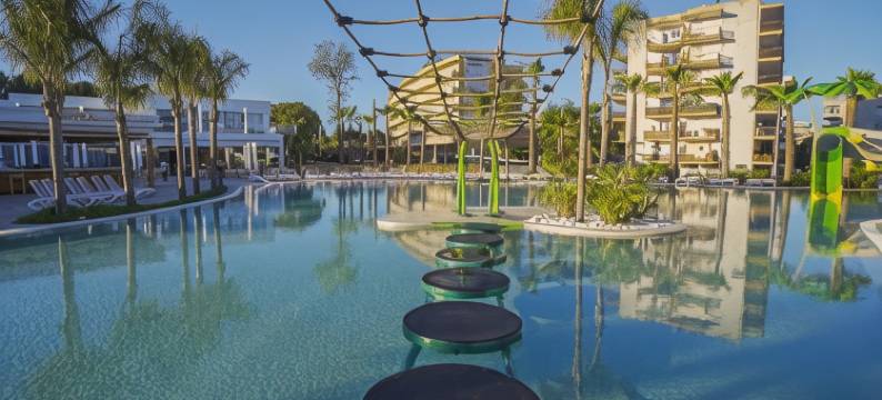 Alannia萨鲁度假村(Alannia Salou)图片