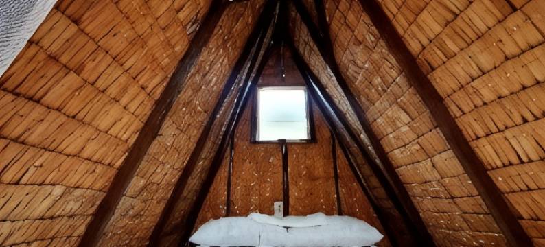 卡拉塔甘巴哈伊库博-含沙滩通道(Calatagan's Bahay Kubo - with Beach Access)图片