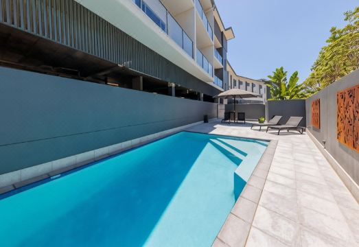 Best Western Plus North Lakes HotelHotel Overview