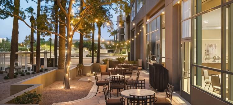 凤凰城市中心希尔顿安泊酒店(Embassy Suites by Hilton Phoenix Downtown North)图片