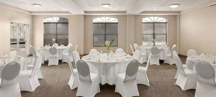 卡纳维拉尔港丽怡酒店(Country Inn & Suites by Radisson, Port Canaveral, FL)图片