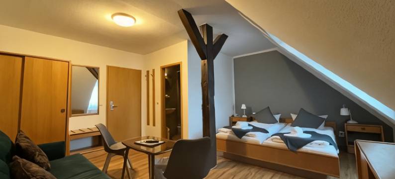 伊格佩施拉弗斯图本和阔提尔朗格哈尔斯酒店(Exempel Schlafstuben Und Quartier Langer Hals)图片