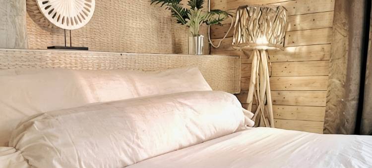 Sundown Farm Stay | Pinewood Villa with Pool图片