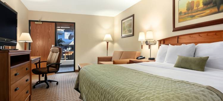 得梅因华美达热带度假村及会议中心(Ramada by Wyndham des Moines Tropics Resort & Conference Ctr)图片