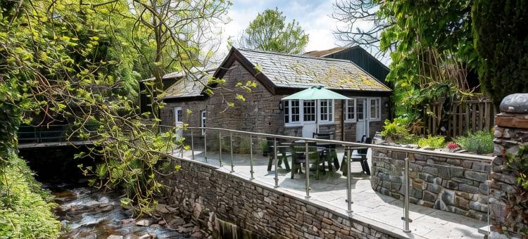 斯旺西谷假日酒店(Swansea Valley Holiday Cottages)图片
