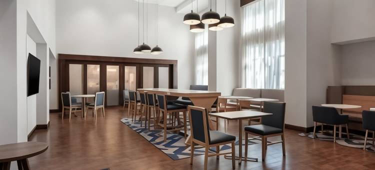 哈姆普顿酒店及套房哈维/新奥尔良西岸(Hampton Inn & Suites Harvey/New Orleans West Bank)图片