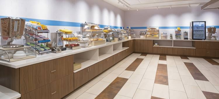 智选假日套房酒店奥斯威戈(Holiday Inn Express & Suites OSWEGO by IHG)图片