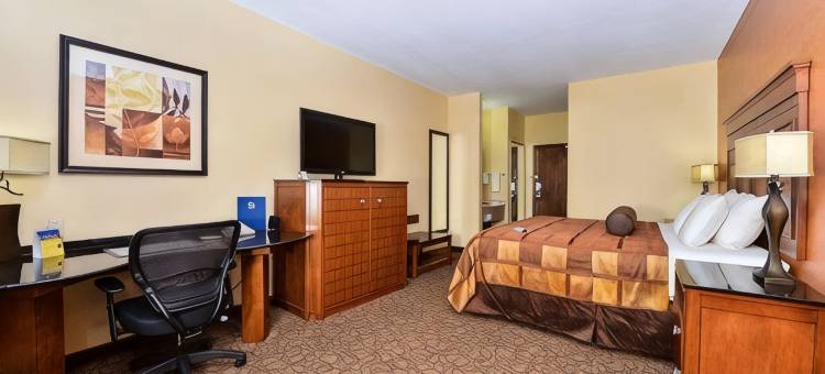 米德韦斯特城贝斯特韦斯特优质套房酒店(Best Western Plus Midwest Inn  Suites)图片