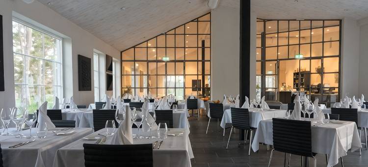 斯特拉达喀尔酒店与餐厅(Strandakar Hotell & Restaurang)图片